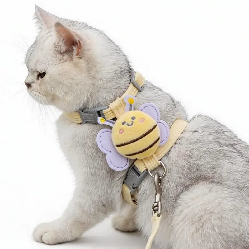 Ihubei Adjustable Cat Harness and Leash Set - Escape-Proof Design for Stress-Free Walks, Lightweight & Durable for Small to Medium Cats